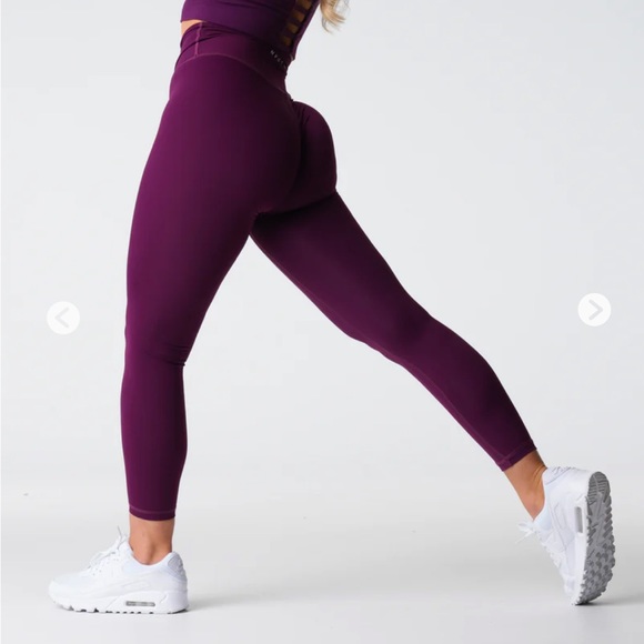 NVGTN PLUM Signature 2.0 Leggings - Picture 3 of 4